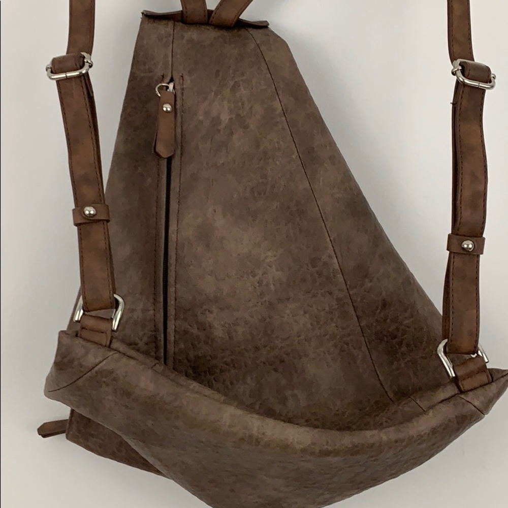 Stylish backpack - Picture 5 of 5